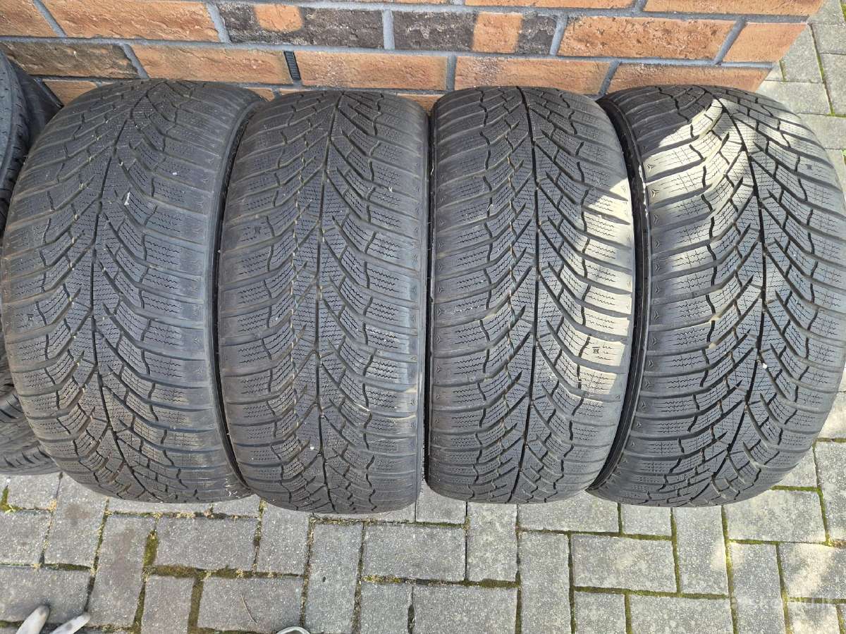 Apynaujės žieminės 225/35 R19 Kumho