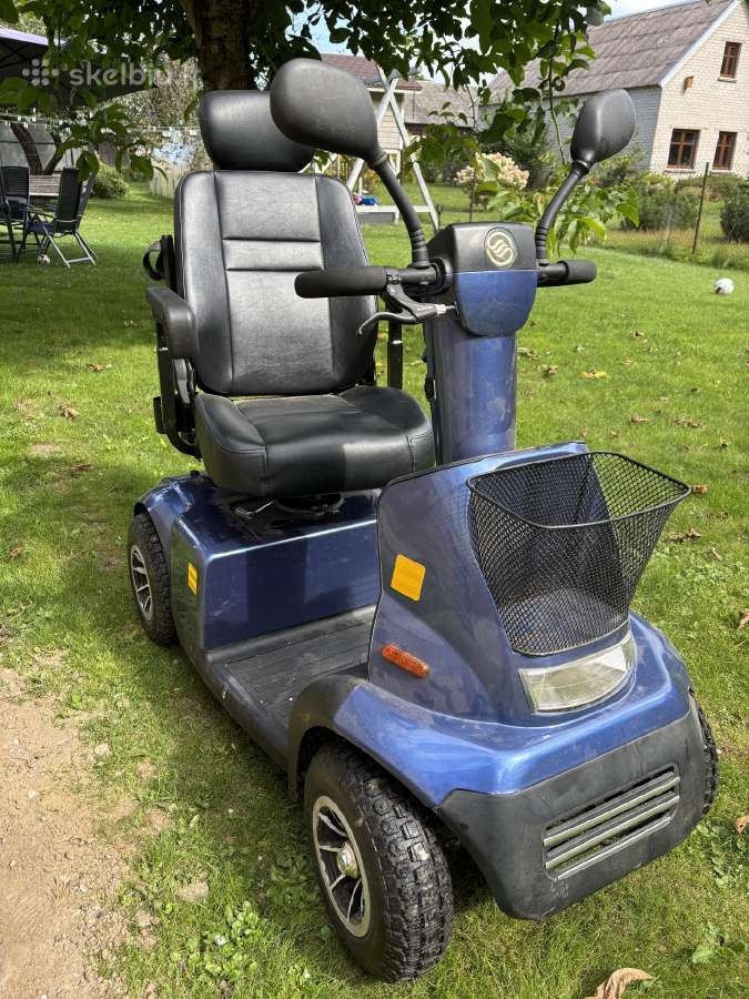 Parduodamas elektrinis mobilumo skuteris