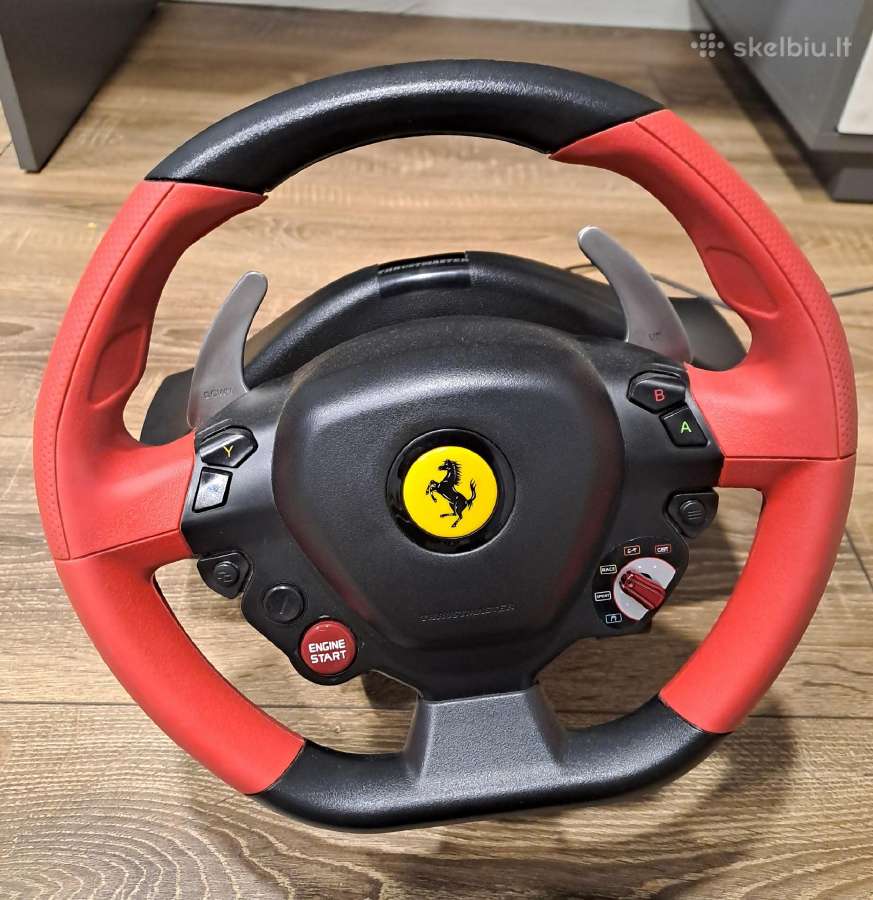 Parduodu „Thrustmaster Ferrari 458 Spider vaira.