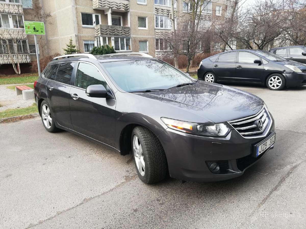 Parduodu Honda Accord