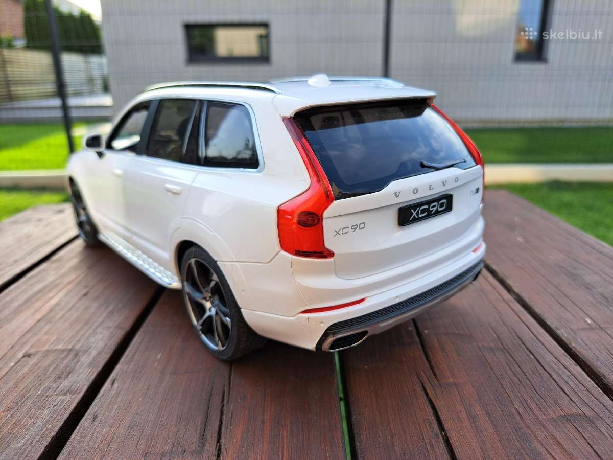 Volvo XC90 modeliukas 1/14 - nuotraukos Nr. 7