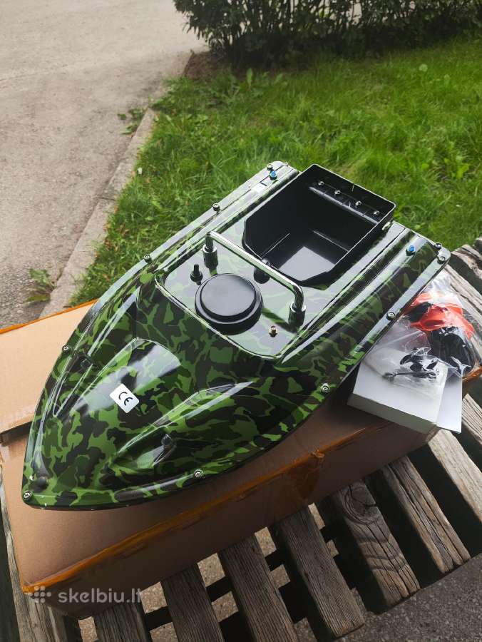 Naujas žvejybos masalo pašarų gabenimo laivelis