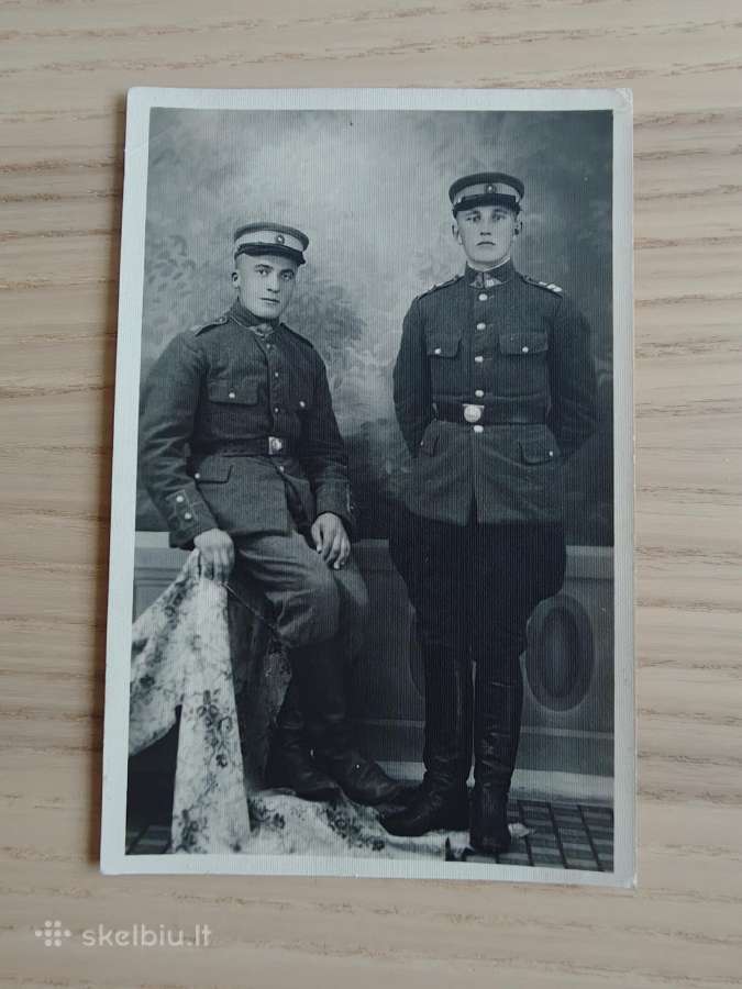 Klaipėda. 2 Lietuvos kariai