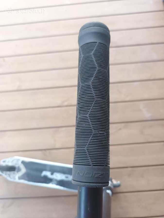 Triukinis paspirtukas Fuzion Complete Pro Scooter - nuotraukos Nr. 7