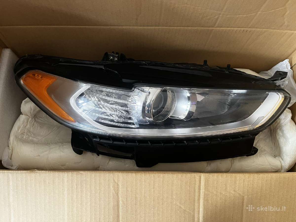Ford fusion deš. žibintas. JAV Mk5