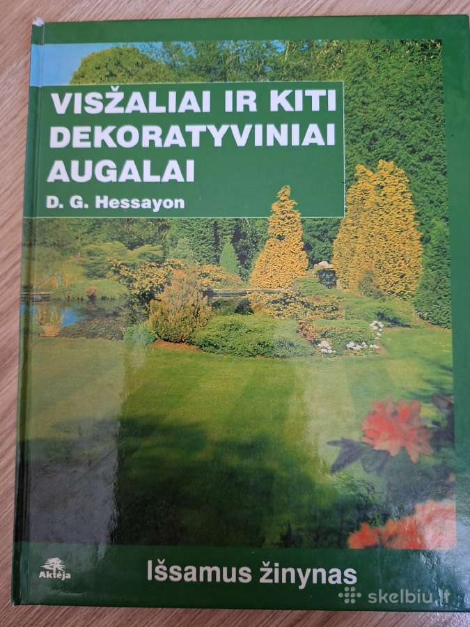 Visžaliai ir kiti dekoratyviniai augalai
