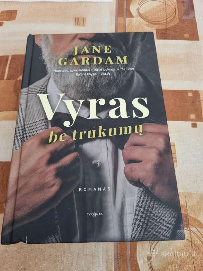 Vyras be trūkumų , Žmona su paslaptimi - nuotraukos Nr. 2