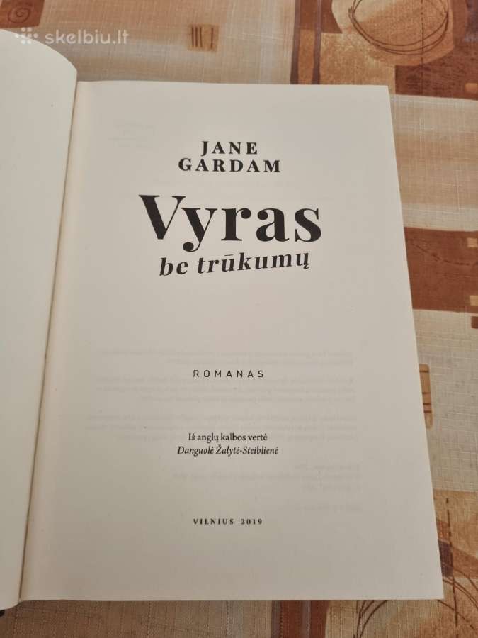 Vyras be trūkumų , Žmona su paslaptimi - nuotraukos Nr. 3
