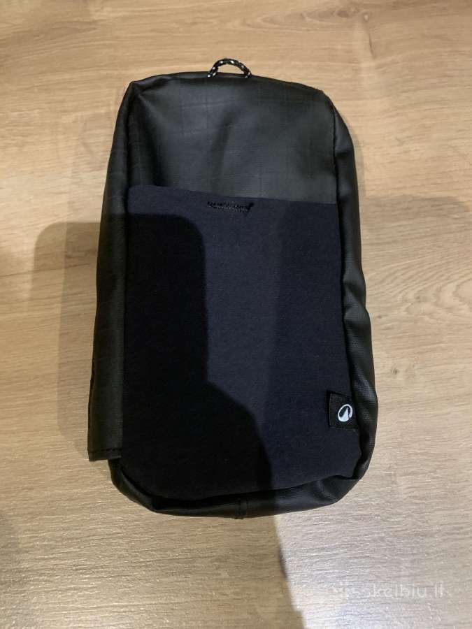 Neperšlampamas nusegamas krepšelis „Nh500 Travel“