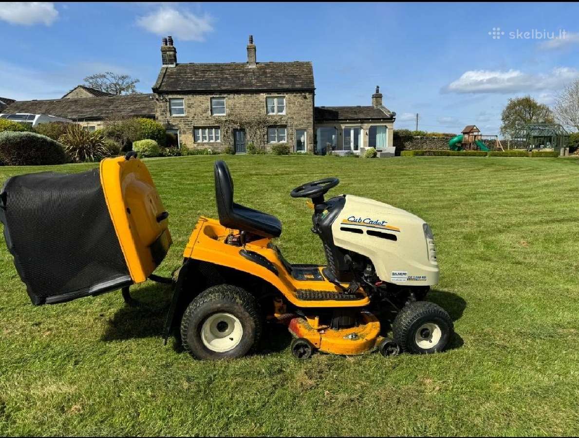 Dizelinis Sodo Traktorius Žoliapjovė Cub Cadet 100