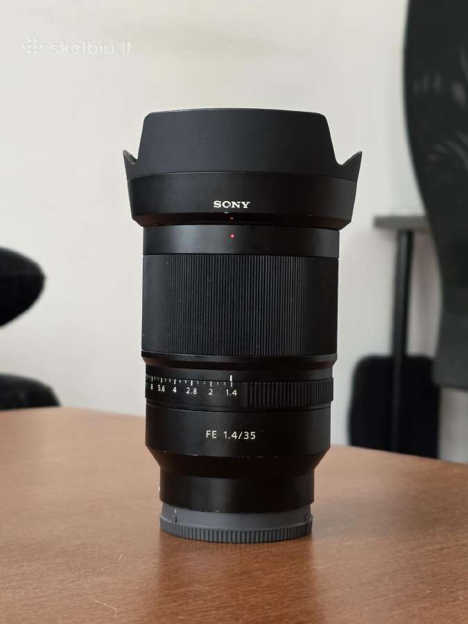 Sony Zeiss 35mm f1.4 objektyvas