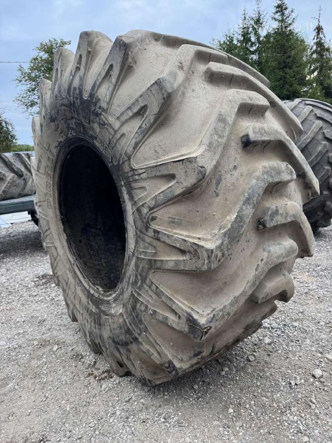 Pirelli 28.1r26 stiprinta padanga