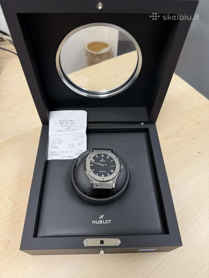 Hublot Classic Fusion Titanium 45mm 511.nx.1171.lr