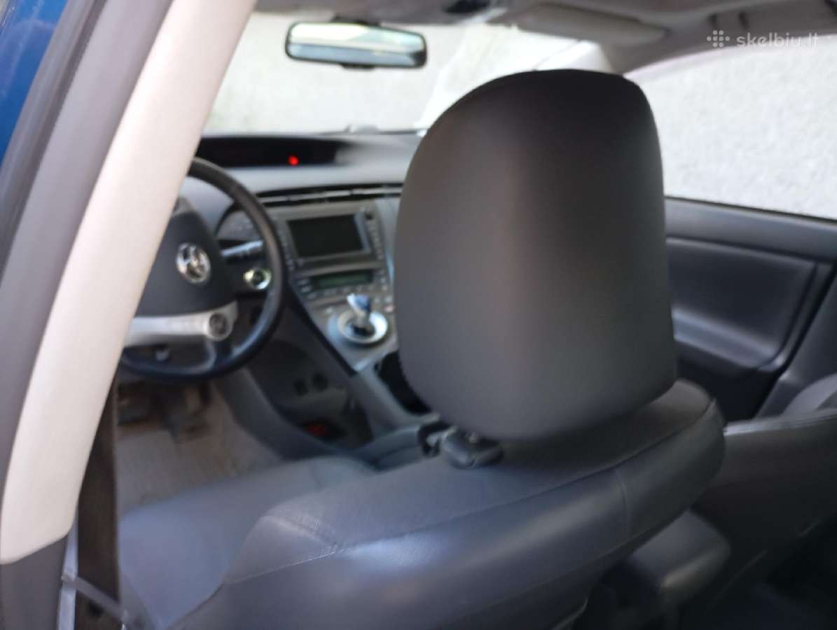 Toyota Prius nuoma - nuotraukos Nr. 19