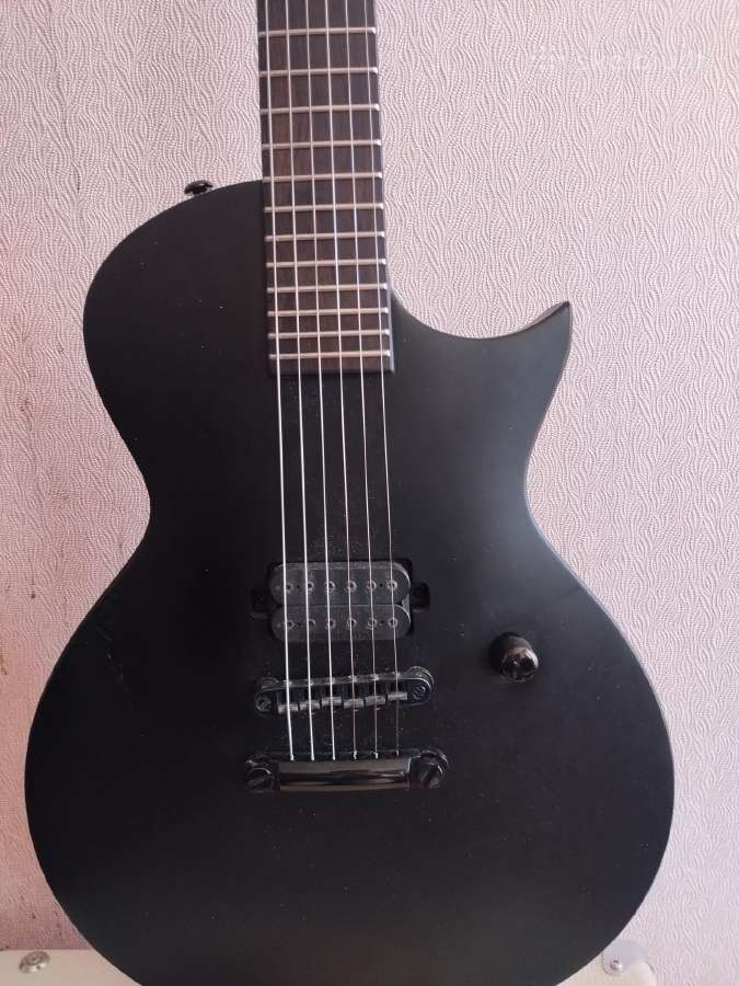 Elektrinė gitara Esp Ltd Ec-black Metal Blks - nuotraukos Nr. 2