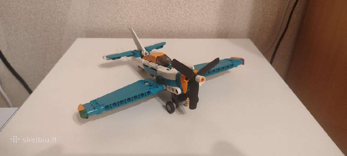 Lego technic 42117 Race plane