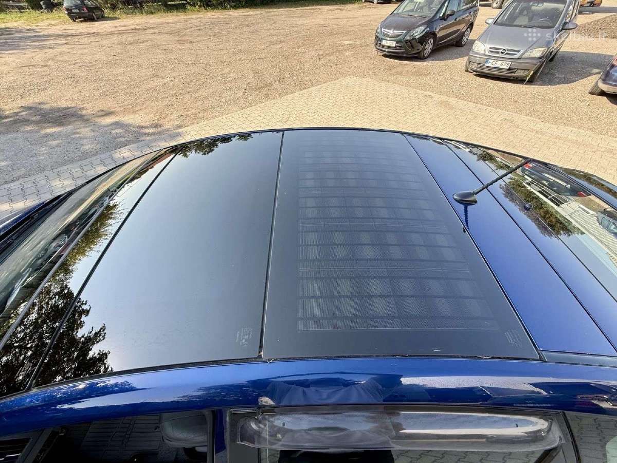 Toyota Prius nuoma - nuotraukos Nr. 12