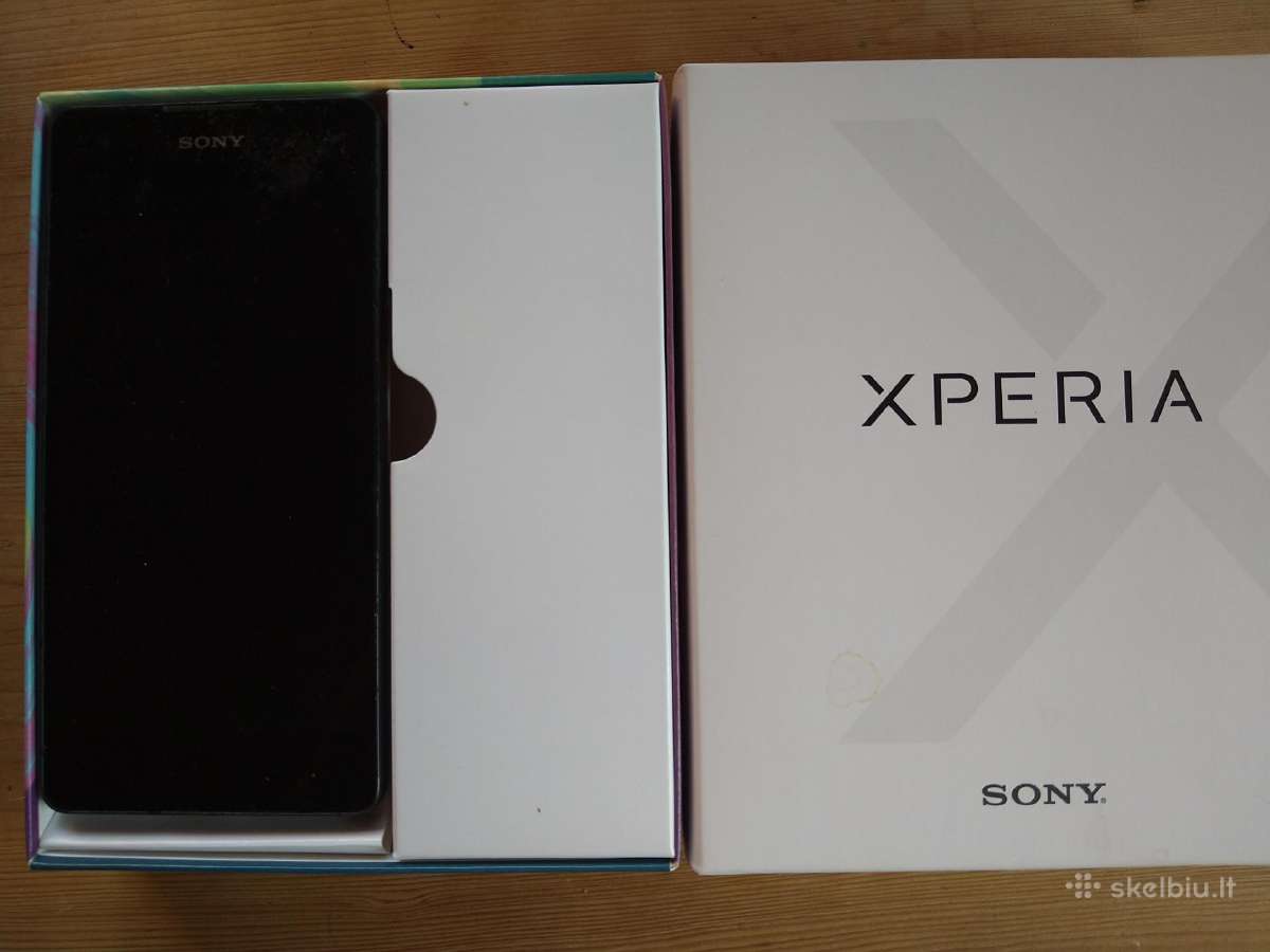 Telefonas Xperia F3311