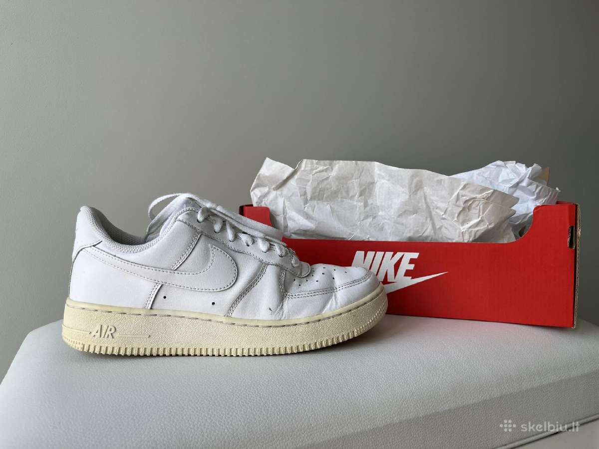 Nike Air Force 1 sportbačiai - nuotraukos Nr. 4