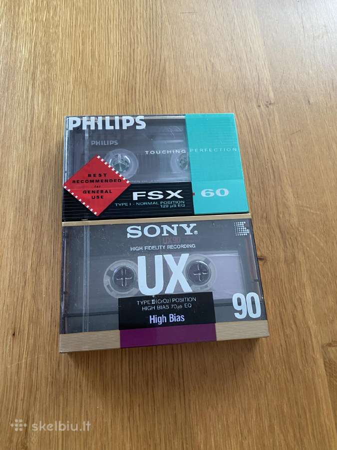 Naujos audio kasetės Sony ir Philips už abi