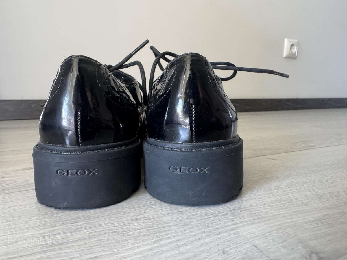 Geox juodi lakuoti Oksfordo batai - nuotraukos Nr. 10