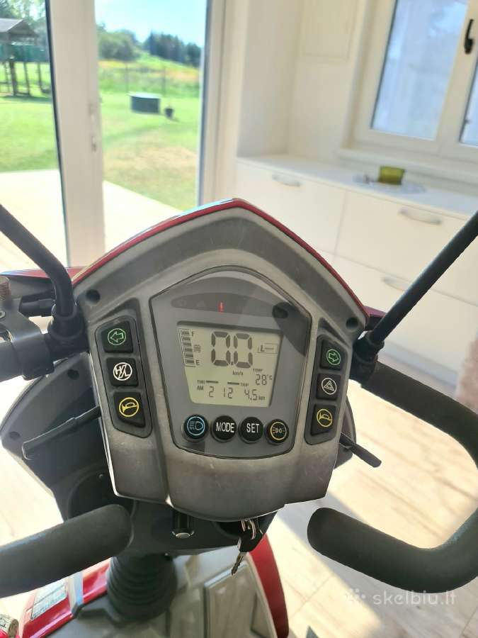 Elektrinis skuteris, vežimėlis Drive Santis - nuotraukos Nr. 3