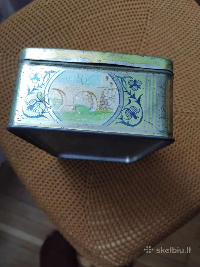 Saldainių dėžutė 1960 metų - nuotraukos Nr. 2