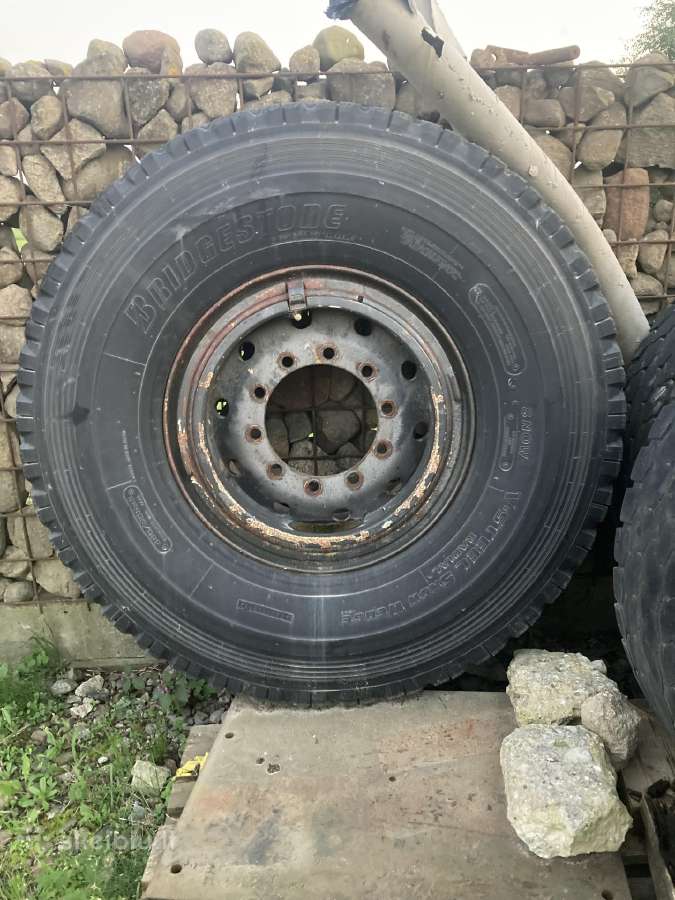 445/95r25 Ratai tinka ant fūrinės ašies