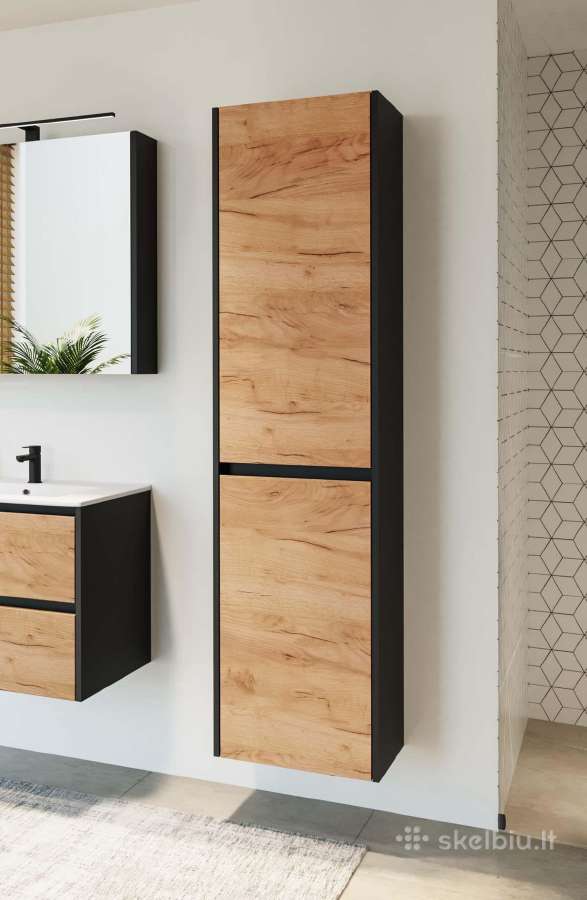 Nauja pakabinama vonios spintelė
