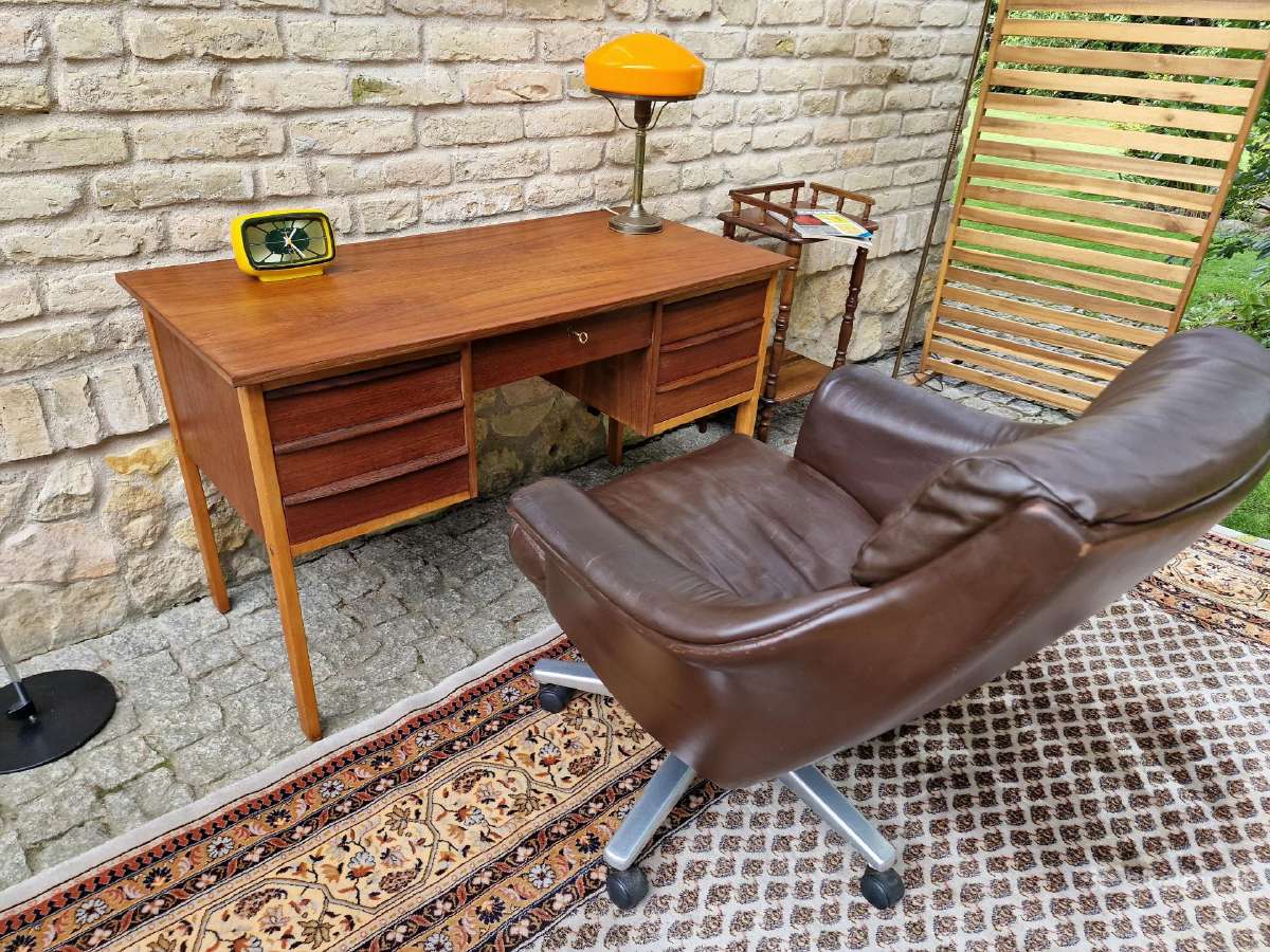 Vintažinis mid century tikmedžio rašomojo stalas - nuotraukos Nr. 12