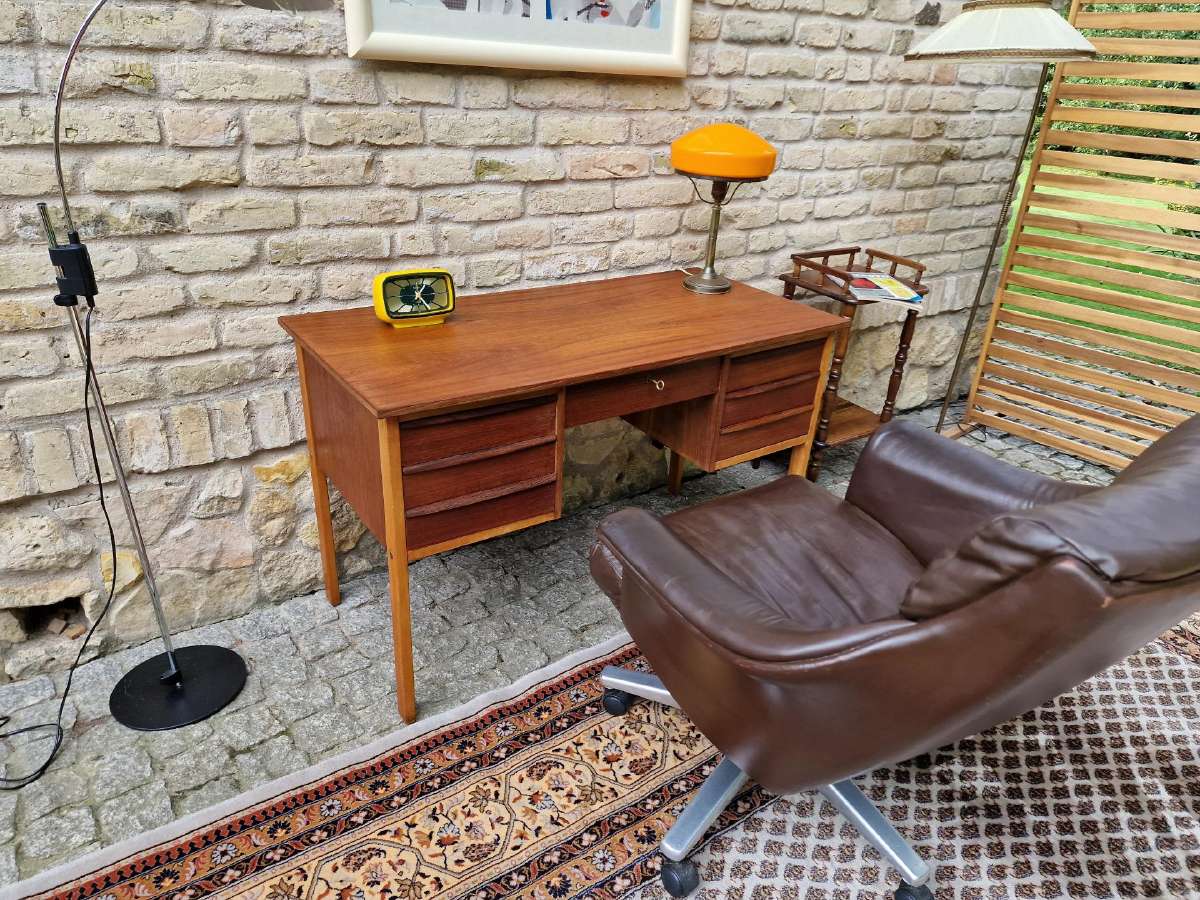 Vintažinis mid century tikmedžio rašomojo stalas - nuotraukos Nr. 16