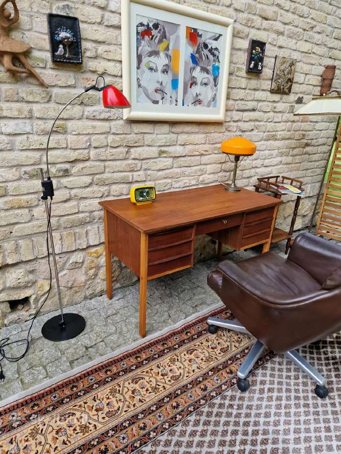 Vintažinis mid century tikmedžio rašomojo stalas - nuotraukos Nr. 17