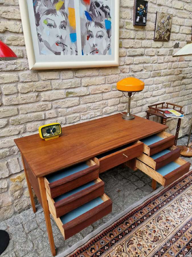 Vintažinis mid century tikmedžio rašomojo stalas - nuotraukos Nr. 25