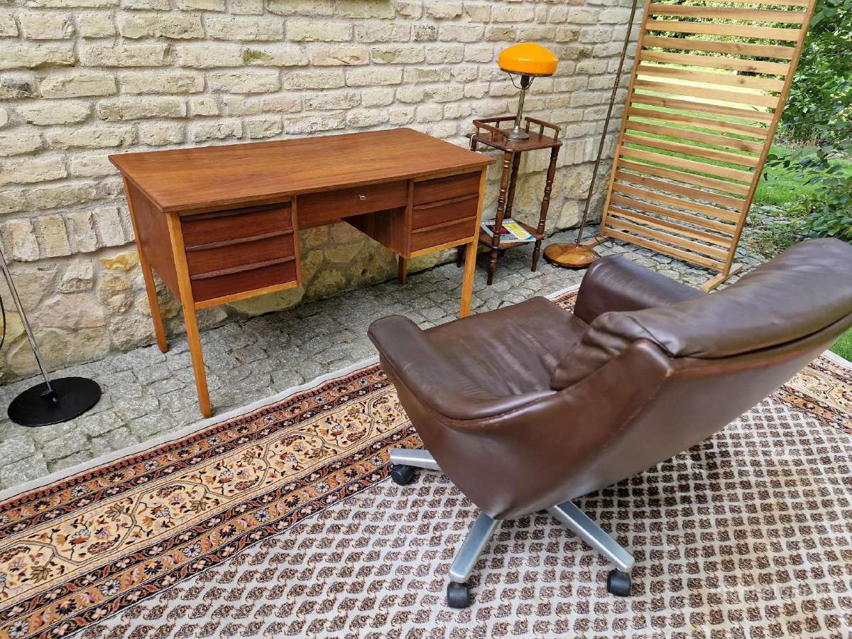 Vintažinis mid century tikmedžio rašomojo stalas - nuotraukos Nr. 34