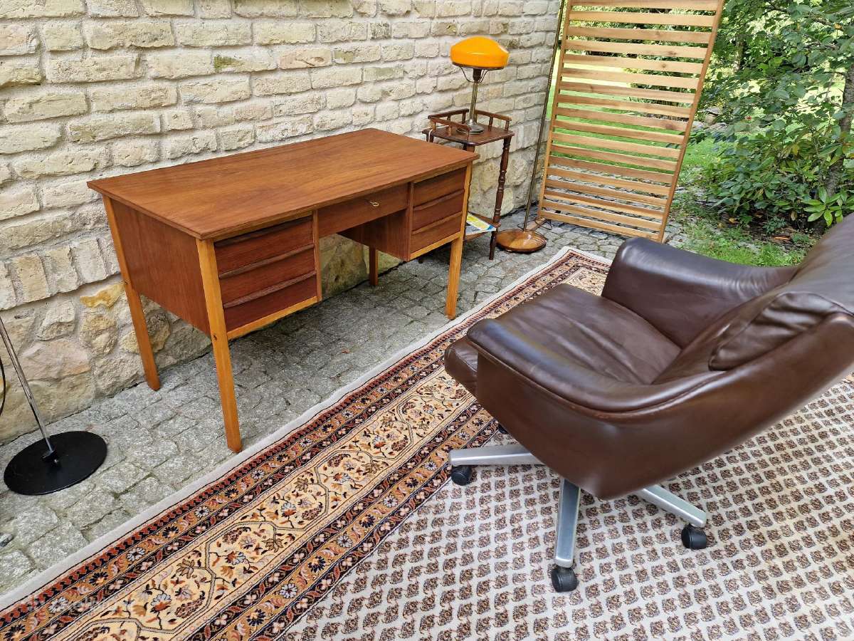 Vintažinis mid century tikmedžio rašomojo stalas - nuotraukos Nr. 38
