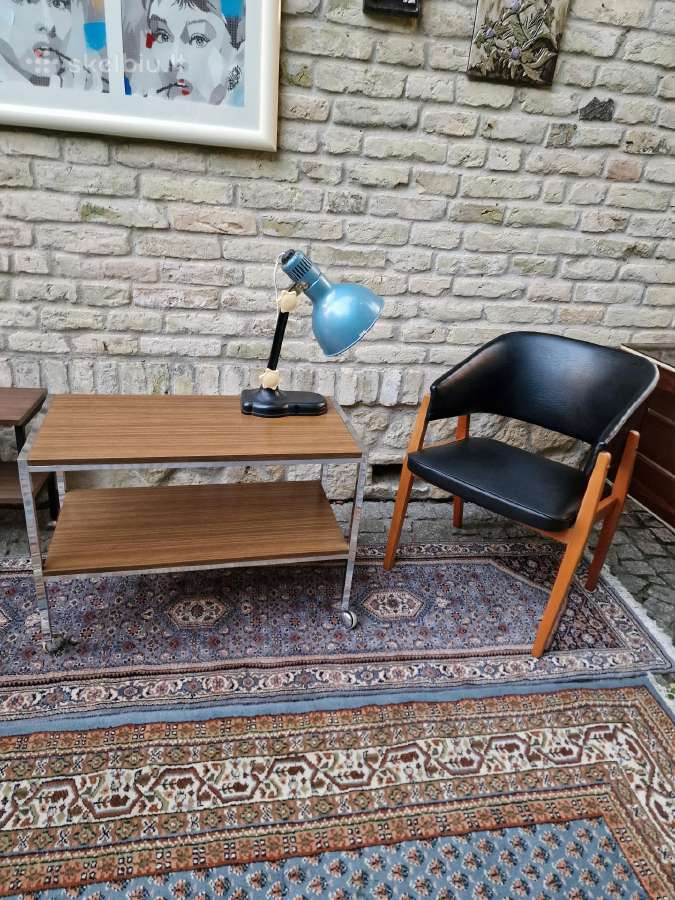 Vintažiniai mid century konsoliniai staliukai - nuotraukos Nr. 19