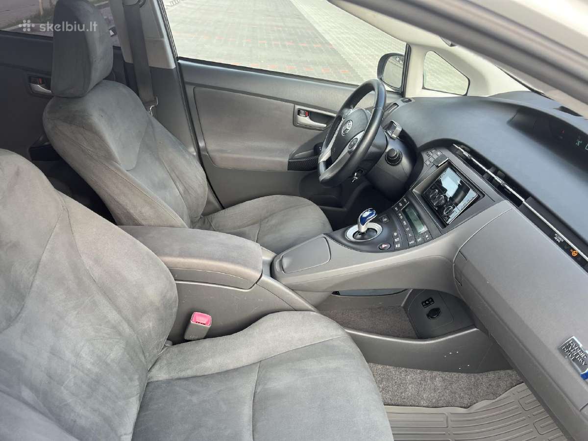 Ilgalaikė Toyota Prius 3 nuoma taksi veiklai. - nuotraukos Nr. 2