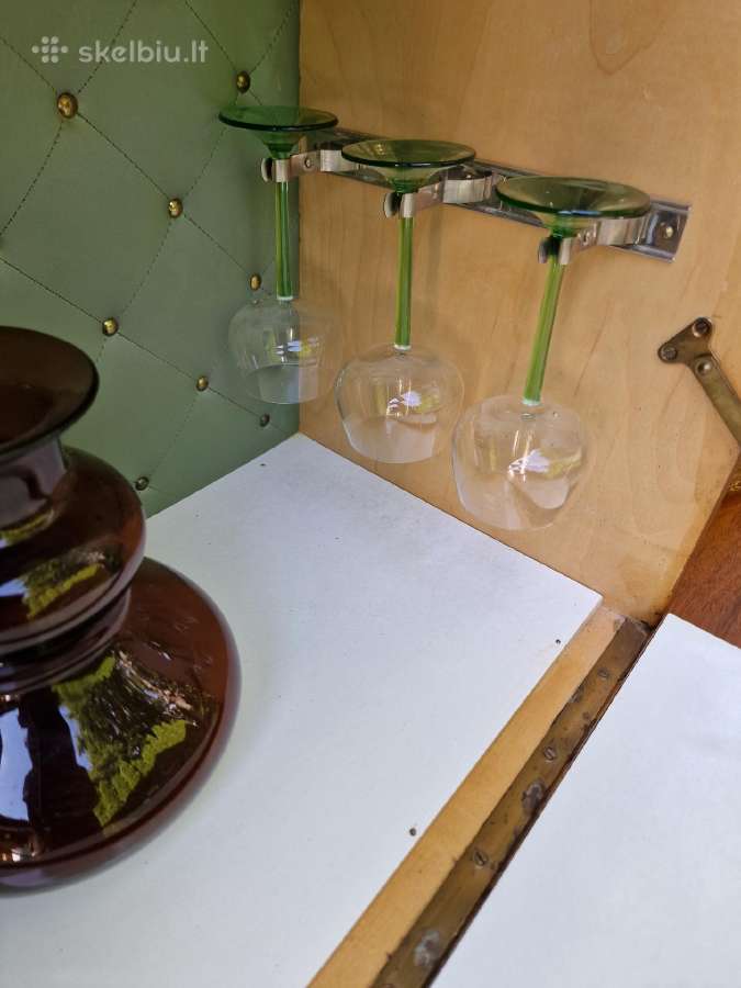 Vintažinis mid century riešutmedžio baro staliukas - nuotraukos Nr. 20
