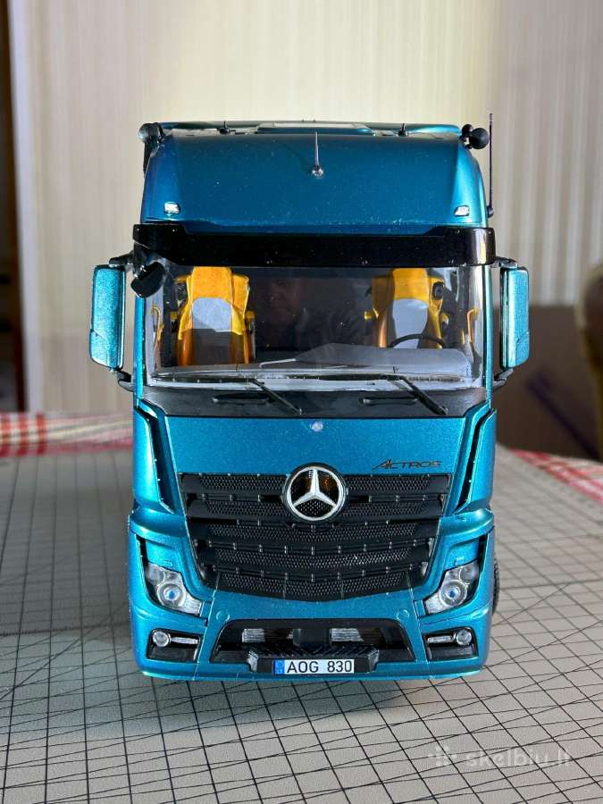 Parduodu vilkiko Mercedes Benz Actros Mp4 modelį. - nuotraukos Nr. 3