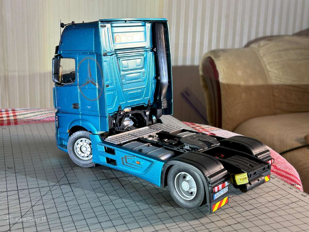 Parduodu vilkiko Mercedes Benz Actros Mp4 modelį. - nuotraukos Nr. 9
