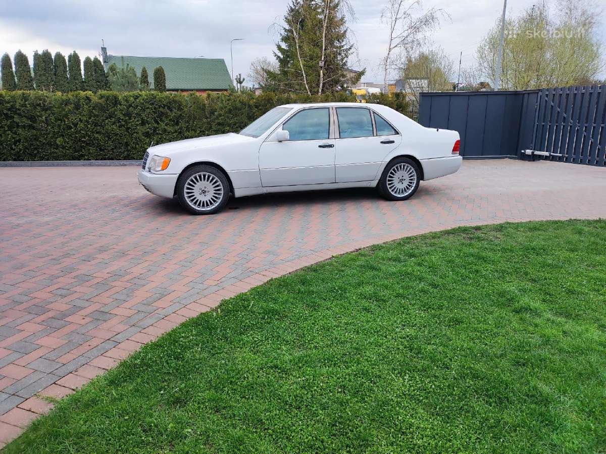 Mercedes-benz S300