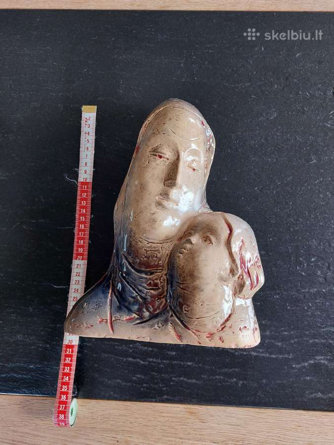 Tamaros Janovos Skulptūra - nuotraukos Nr. 3