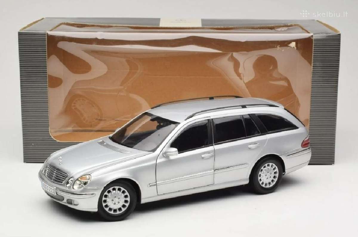 Mercedes-benz E320 S210