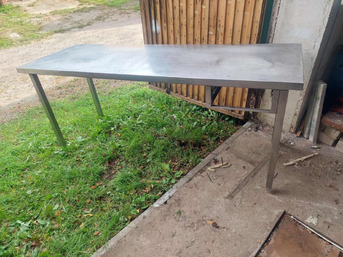 Naudoti pramoniniai maisto ruošimo stalai - nuotraukos Nr. 2