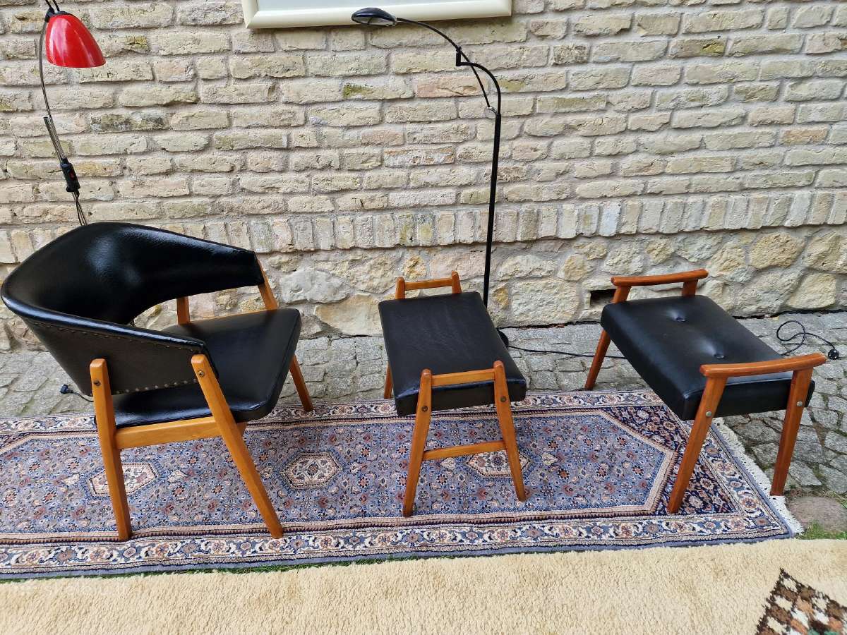 Vintažinis mid century odinis krėslas ir pufai - nuotraukos Nr. 6