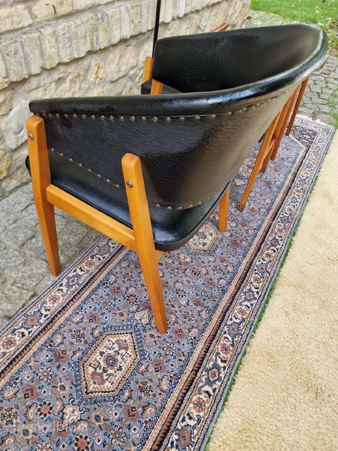 Vintažinis mid century odinis krėslas ir pufai - nuotraukos Nr. 15