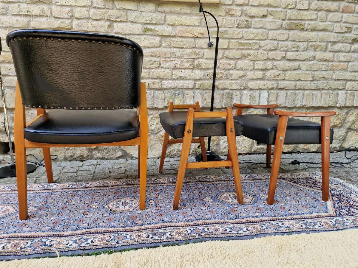 Vintažinis mid century odinis krėslas ir pufai - nuotraukos Nr. 19
