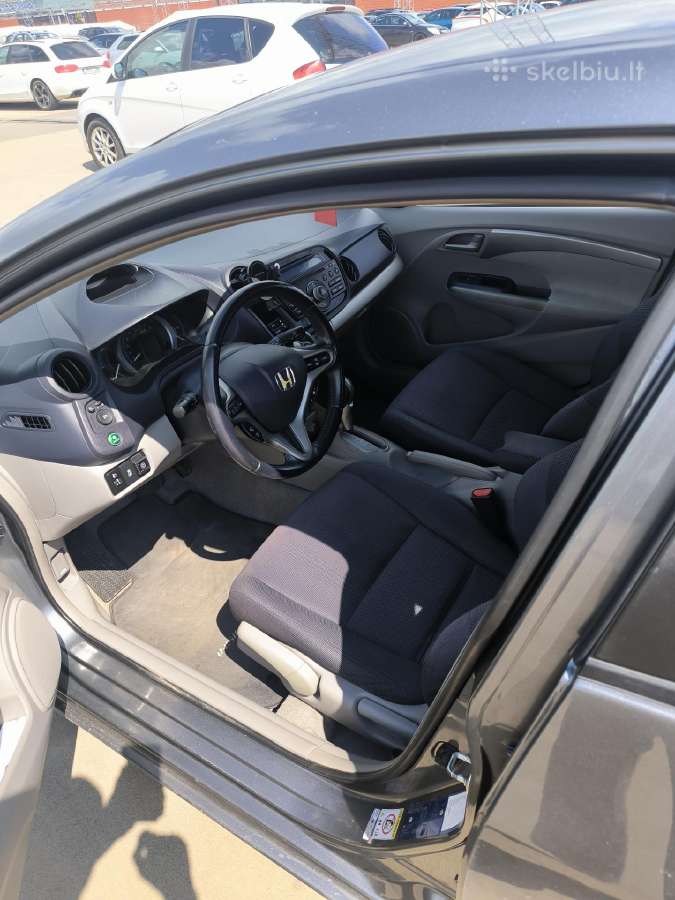 Auto nuoma pavežejams - nuotraukos Nr. 12
