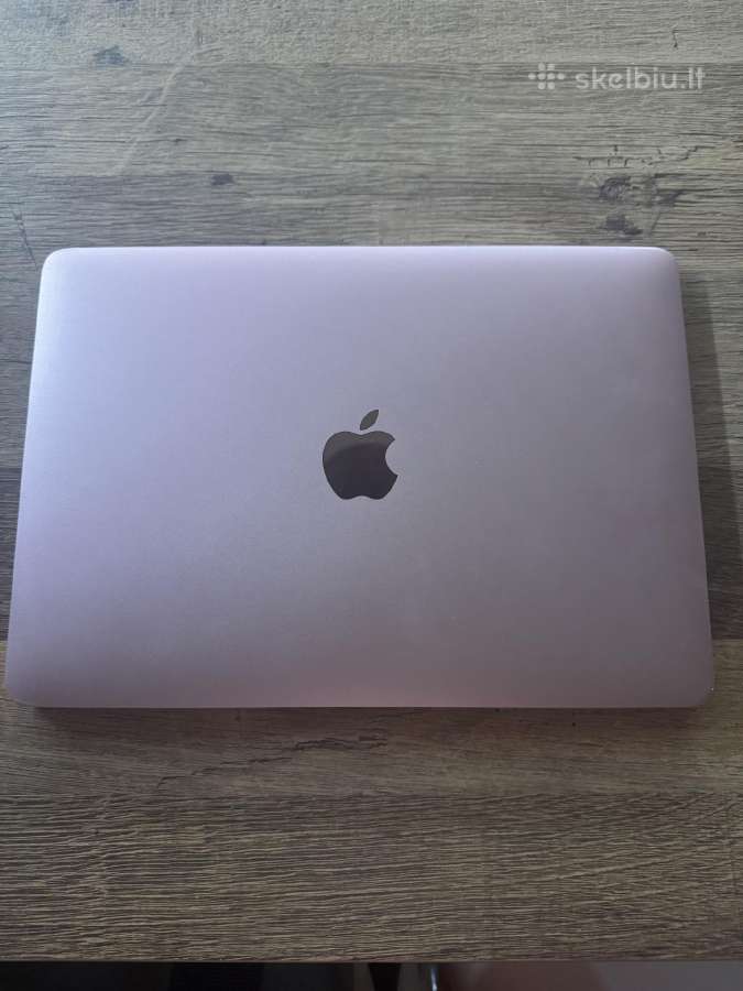 MacBook 12 atskiromis dalimis