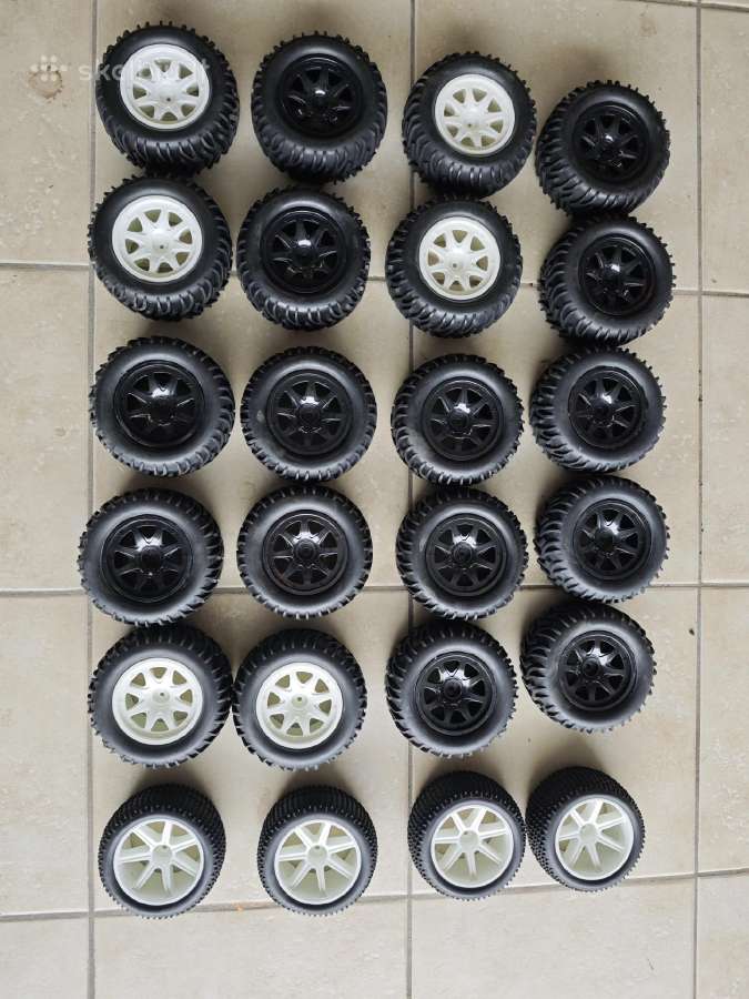 1/10 mastelio radijo bangomis modelių padangos